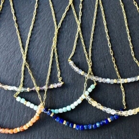 Lapis Lazuli Bundle Beaded Bracelet and Blue Lapiz Lazuli Gemstone Necklace CUTE - Picture 6 of 11